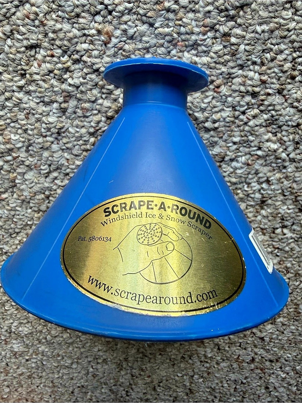 EUC Scrape-A-Round Icy Scrape Tool Blue Winter Snow Ice Removable Car Auto Winds